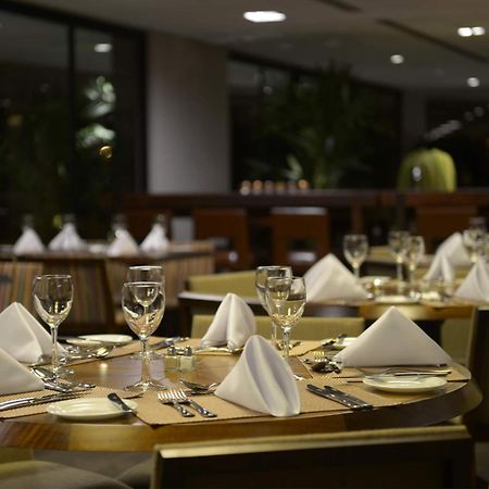 Deville Prime Campo Grande Campo Grande  Bagian luar foto Restaurant